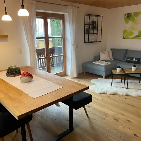 Ferienwohnung Hofleben Reiner Neukirchen vorm Wald Exterior photo